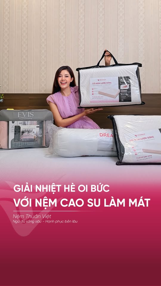 Ảnh bìa video khách hàng